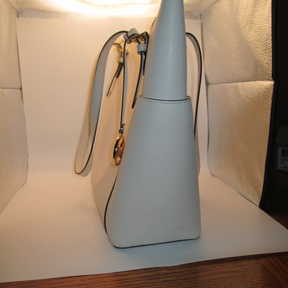 MICHAEL Michael Kors Large Saffiano Leather Top-Zip Tote Bag Cream - Picture 5 of 9
